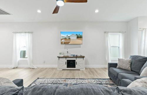 Beachy cottage near Sports Complex OWA beaches shopping restaurants mini golf Central to all the fun Foley has to offer - Foto 15