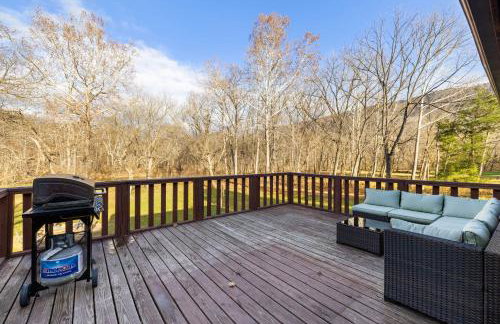 Riverfront w Hot Tub Game Room Fire Pit & More - Foto 51