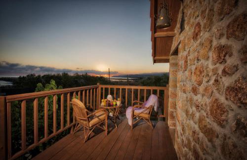 Seafront Villa Kallia & George, By IdealStay Experience - Foto 15