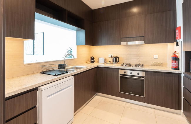 Downtown Escape Lush 2BR w Burj Khalifa View - Foto 7