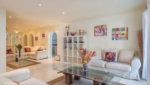 Villa at the Beach - Photo 5