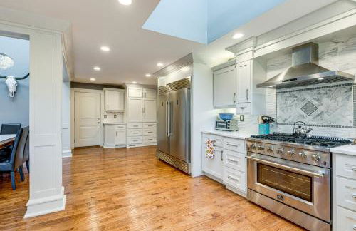 Great for Groups Home 3 Mi to Dtwn Springfield! - Photo 11