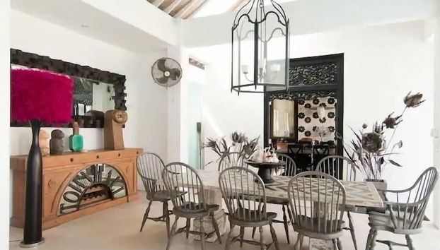 Villa Kukka Seminyak - Foto 4, Servicio de comidas en la habitación