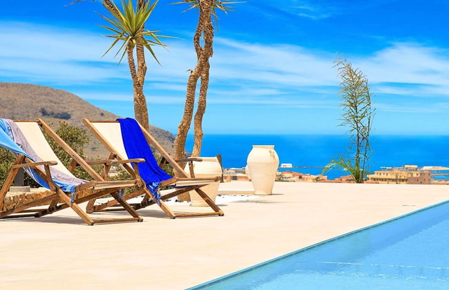 Beautiful Large Villa With Pool and sea View at Nice Georgioupolis - Foto 13