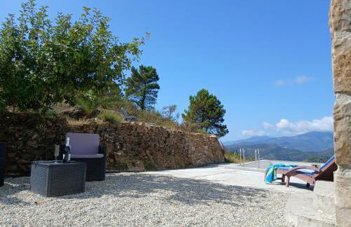 Villa dei Sogni, with private pool ,roof terrace and spectacular views of Monaco and Ligurian mountains - Foto 10