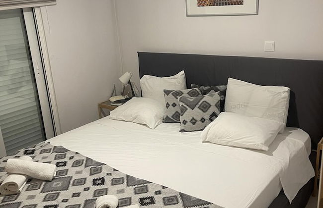 Luxurious 6 Bedroom Villa In a Great Location - Foto 6