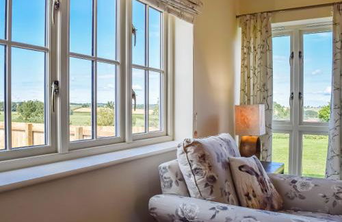 The Stables - Photo 12