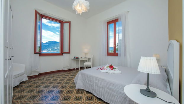 Residenza Oleandro Lake View Luino Center - Foto 3, Habitación