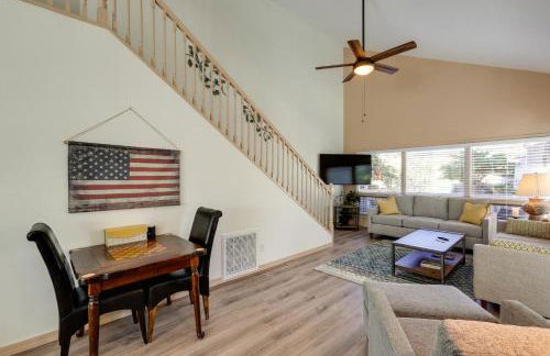 6 Mi to Downtown Flagstaff Townhome with Deck - Foto 4