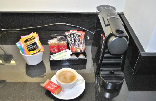 The Penthouse, Opposite Sale Metrolink, Includes Free Parking - Photo 24