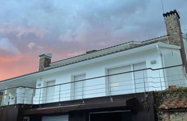 Casa vistas al mar con piscina y barbacoa - Photo 13