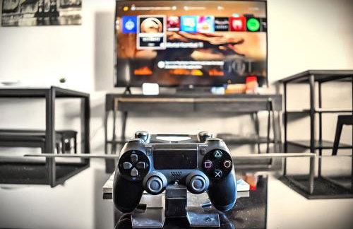 Spacious Cozy Retreat, Sleeps 10, Near NYC & EWR - Foto 1