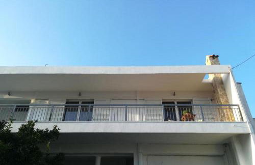 Comfortable Apartment Close to the Airport - Photo 22