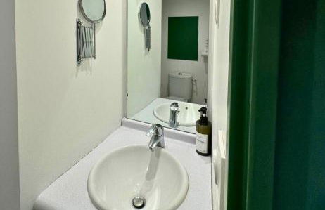 Oasis - Wifi, Clim, Vue, Équipé - Foto 4