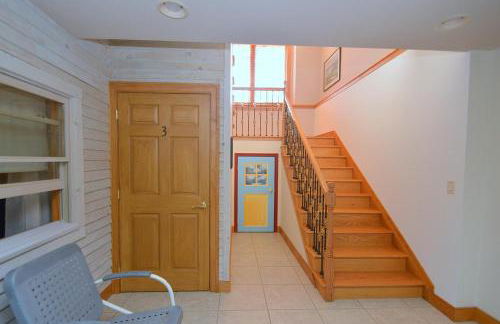 Redbud Keep - Unique Features, Movie Set Decor, Grill, Wifi, Family Friendly, Hiking, Billiard Table, Movie Theater Room, Fireplace, Golfing, View, 2 King Beds - Foto 59