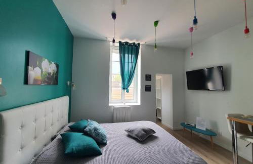 "Le Petit Paradis" au Centre Ville d'Oyonnax - Foto 28