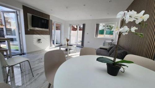 Spacious and bright one bedroom apartment - Foto 3