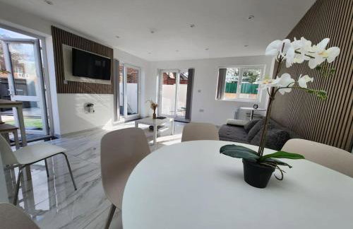 Spacious and bright one bedroom apartment - Foto 3