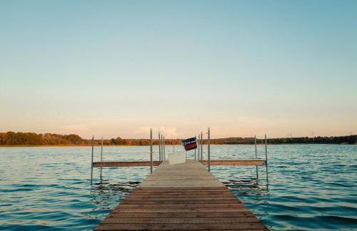 Premium Lakefront Cabin 2 The Magnolia - Foto 20