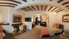 King St Cosy - wood stove & ice maker - Foto 5