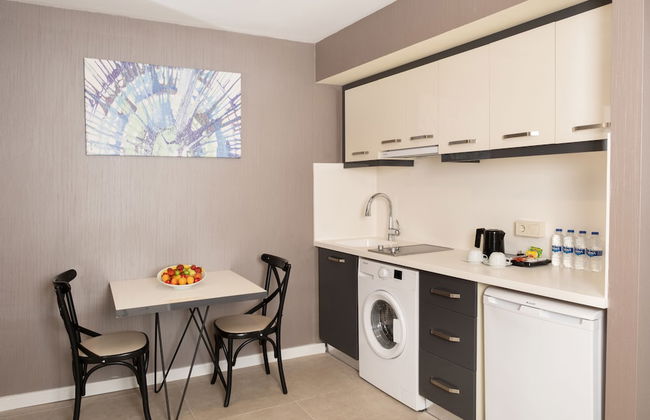 Elm Suite Hotel - Foto 3