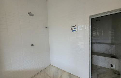 Lindo Sítio Estilo Moderno - Foto 17