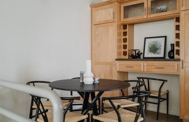 Hollywood Hills Sunset Strip Home w Hottub - Photo 45