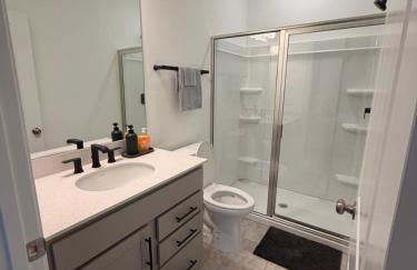 4BR Luxury House 12 mins from Downtown Raleigh - Foto 33