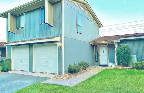 Big, Tidy, Cushy, & Activities - Foto 52