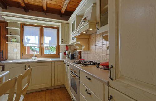 VILLA PEPONI Spacious Traditional Villa with Garden - BBQ & Private Parking - Photo 30