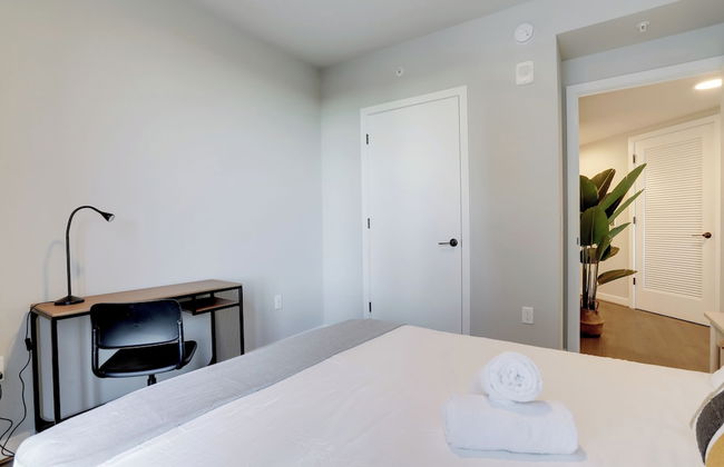 Stylish Apartment Steps from the Metro - Foto 15