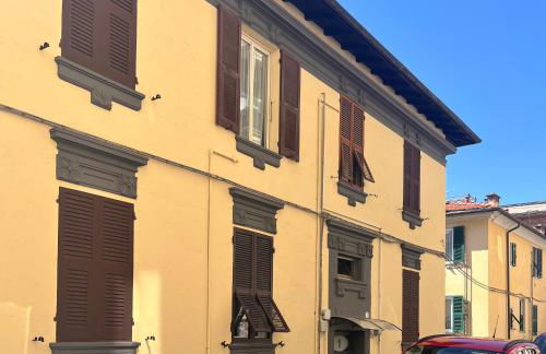 Rossella Apartment - 5 terre near the central station - Photo 3