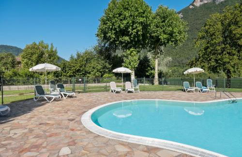 Spacious apartment in Idro with shared pool - Foto 116