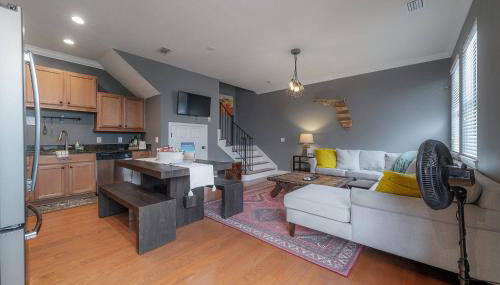 Centrally Located SOHO Retreat Walk to UT & Dining - Foto 4, Other