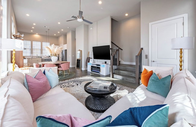 Modern Home, Private Balcony, Near Rainey & Lady Bird Lake Haus of Z - Foto 56