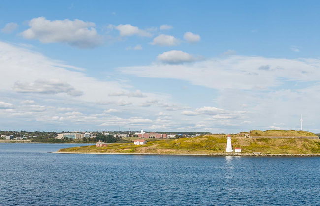 Georges Island Ferry - Photo 1