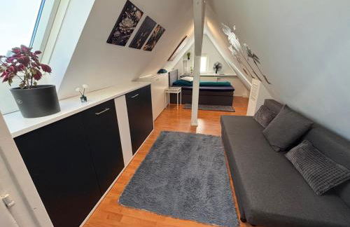 Moderne deluxe 3-Zi Eigentums- Maisonette-Wohnung IBM Bertrandt Mercedes - Foto 24