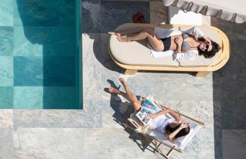 FOS Luxury Suites - Photo 59