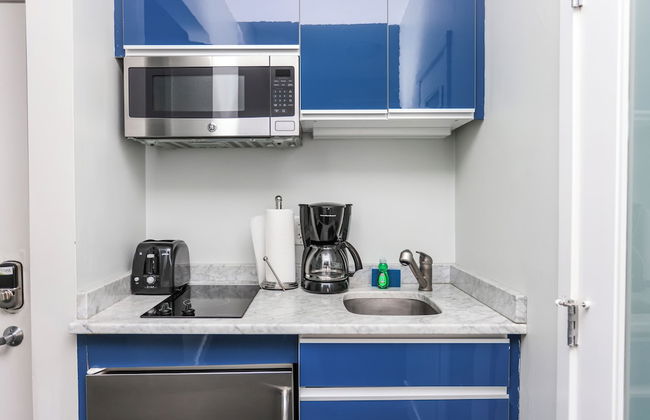 Maverick Suites at 245 Newbury St - Photo 61