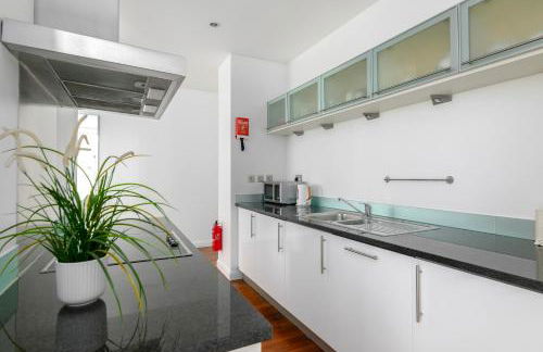 Scenic 2-Bed in Canary Wharf - Foto 16