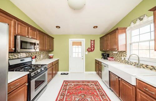 Lighthearted Family Friendly Downtown River Views - Foto 16