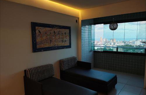 Confortável apartamento com 2 quartos, sendo um suíte, varanda, ampla sala, cozinha área de serviço e banheiro social - Foto 26