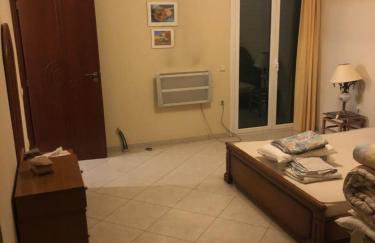 A peaceful haven in a quiet location with exceptional sea views - Photo 3