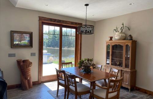 Woodsy and Private- Dream House on a 7 Acre Pond - Foto 16