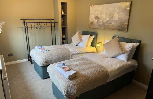 Modern House Near Livingston - Foto 13