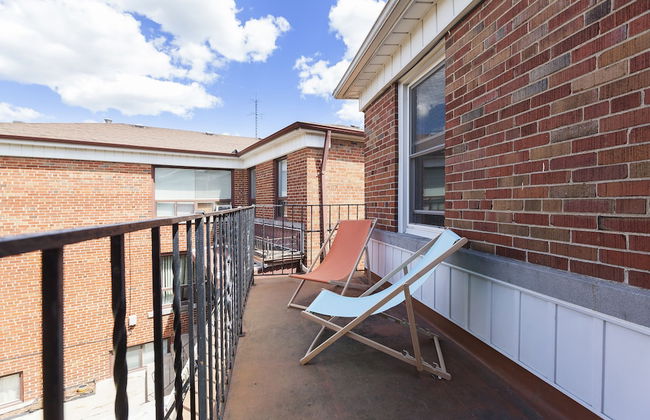 Bright Hideaway in Forest Hill with Parking - Photo 15