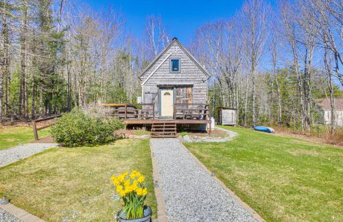 Rustic Searsport Cabin Loft and Sunroom on 10 Acres - Foto 2