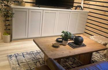 Enchanting and comfy urban cottage with renovated rustic den by Como Park & MN State Fair - Foto 54