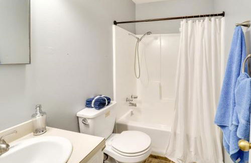 Walk to Eats and Entertainment Home in Brookhaven - Foto 13