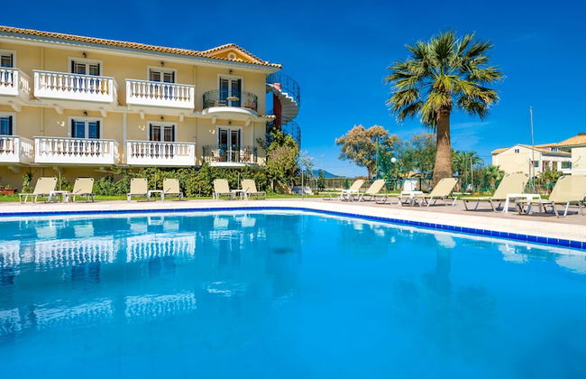 Ilios Hotel - Photo 1